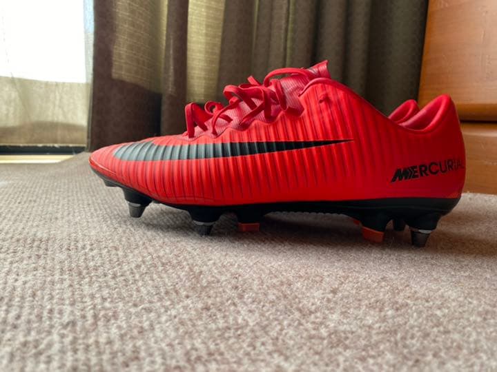 サッカースパイク ナイキ　SG