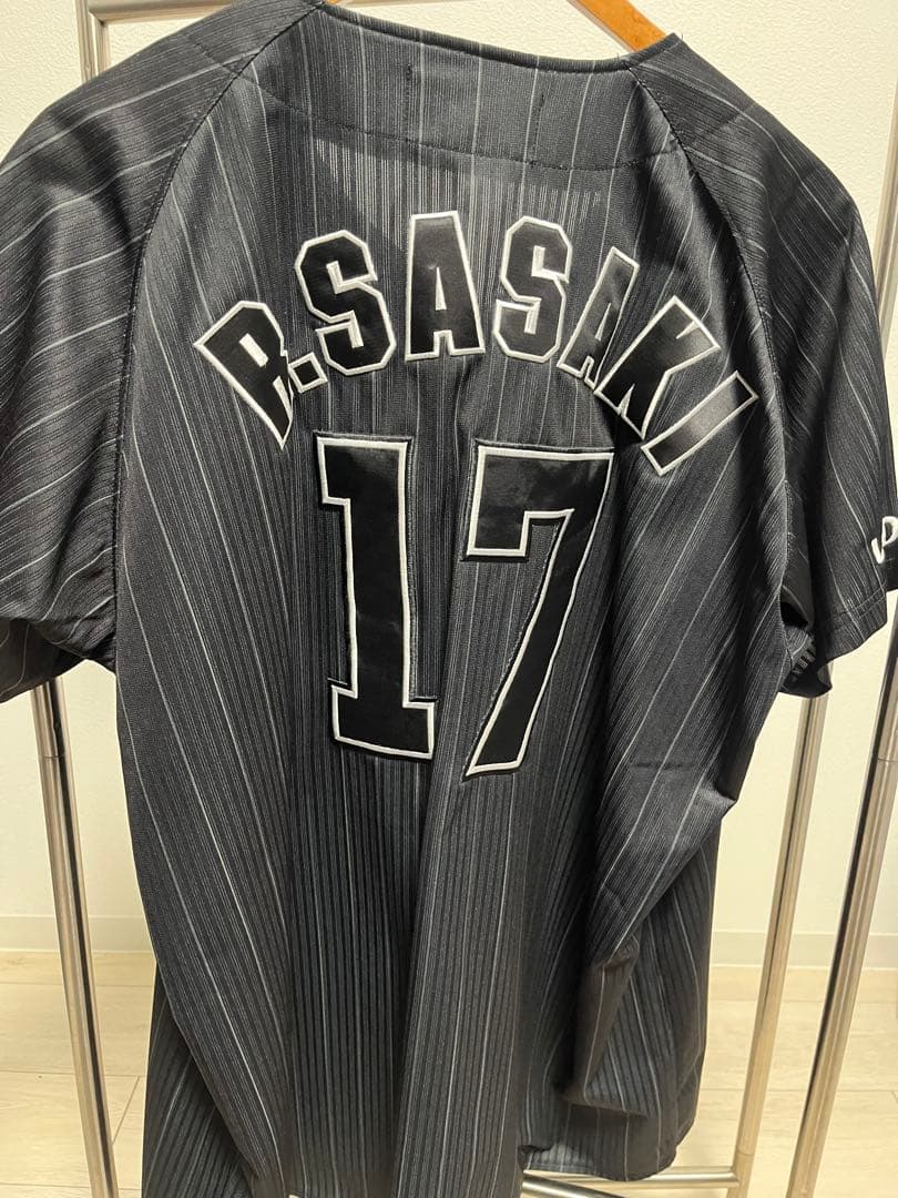 千葉ロッテ 佐々木郎希 ビジターユニホーム