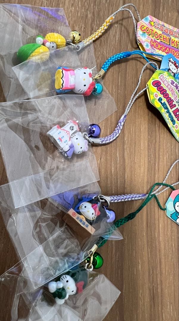 ご当地キティ　根付け　10種セット　おまとめ売り