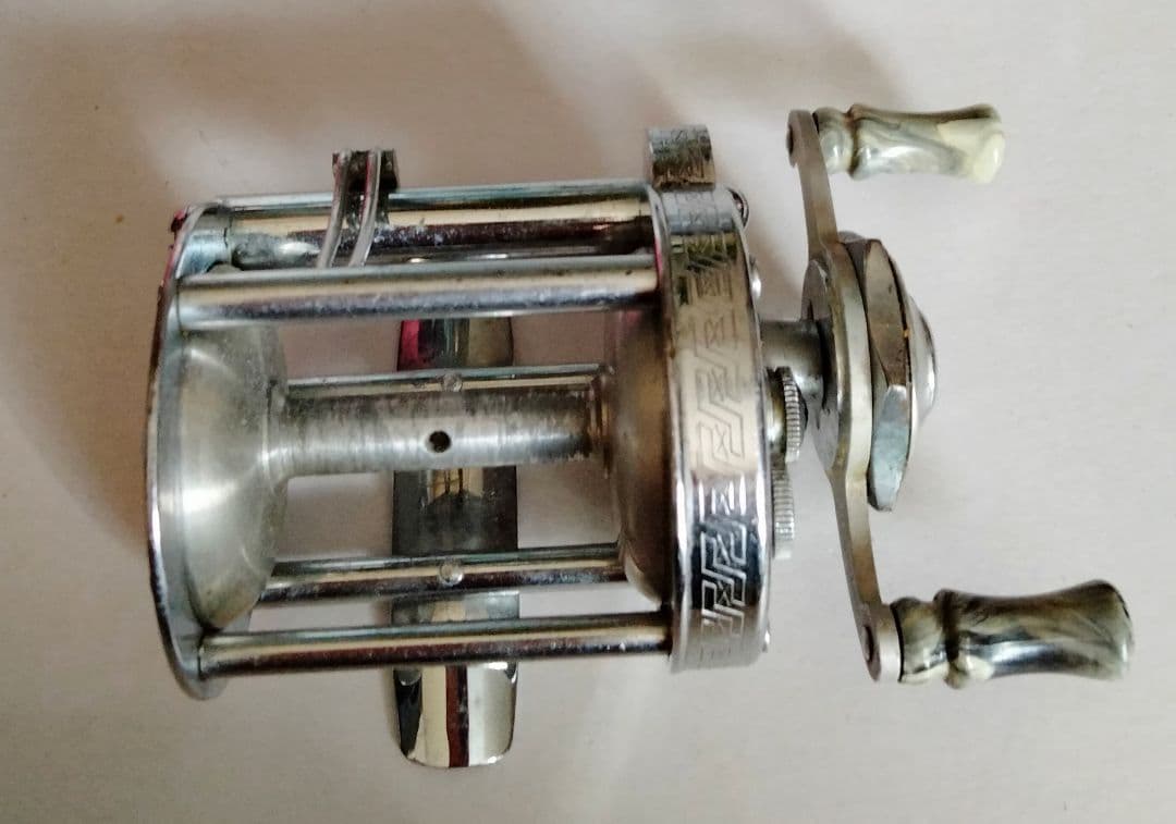 フルーガー アクロン Akron No.1895