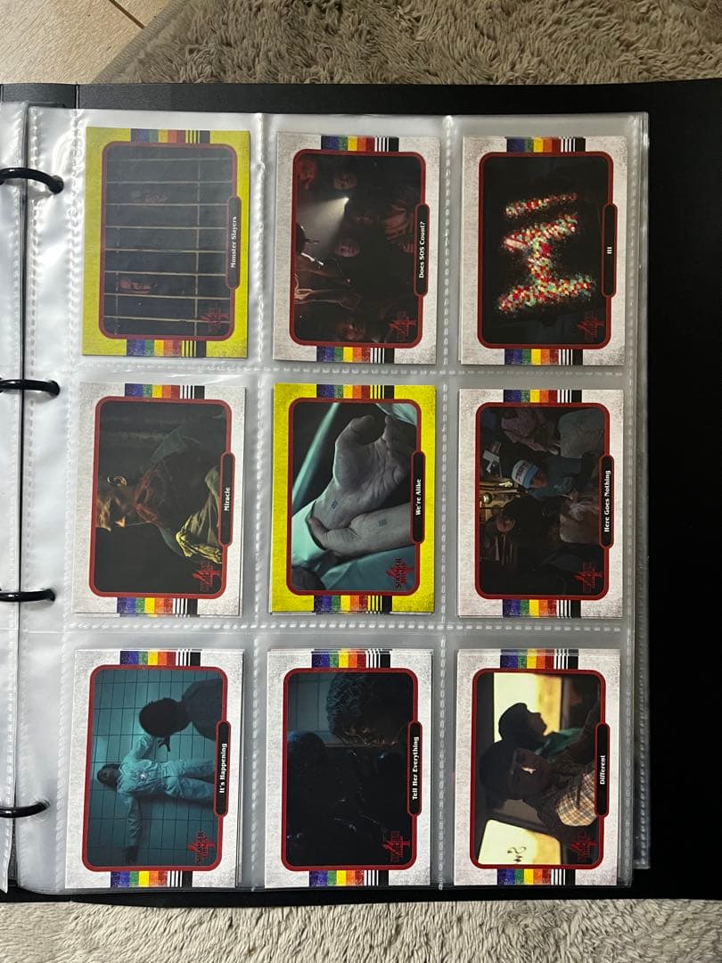 ストレンジャー・シングス トレーディングカードセット