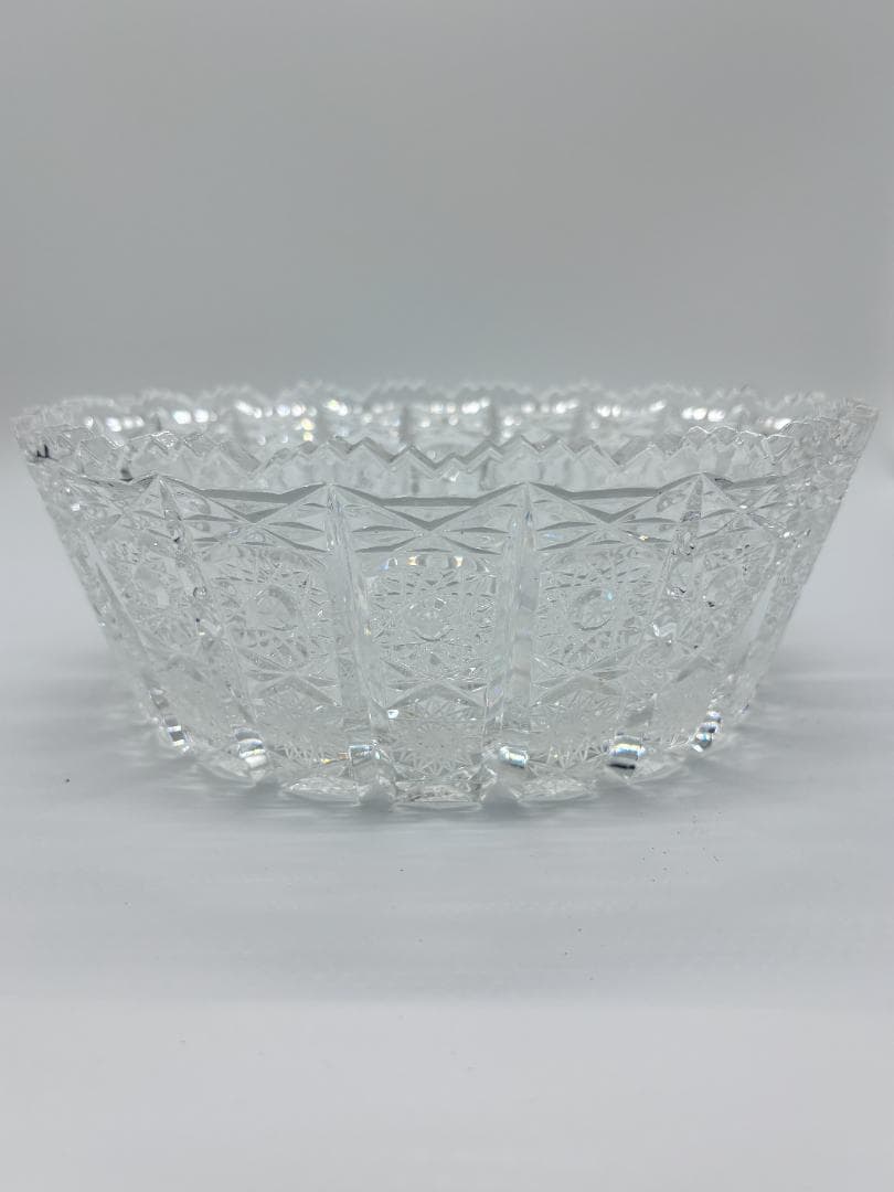 クリスタルガラス 大皿 ディスプレイ　炭入れ　直径２３ｃｍ　?