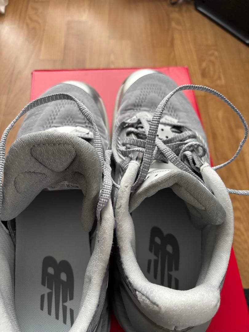 ニューバランス　TWO WAY5