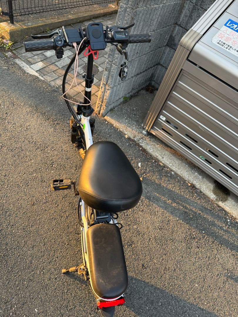 モペット　最高速度37km/h最高走行距離35km