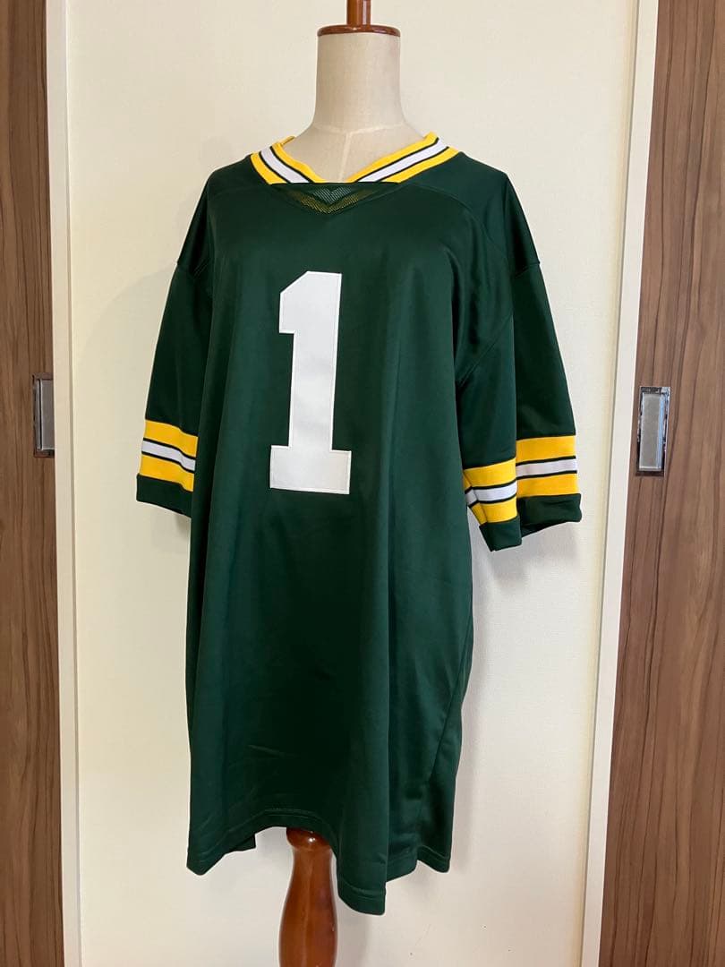 NFLパッカース　DE マイカ・パーソンズ選手　パッカース　ユニフォーム