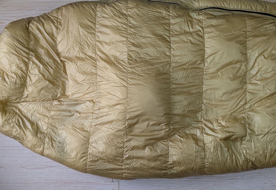 b*l様 イスカ　ISUKA エアプラス 630　シートゥーサミット Evac2