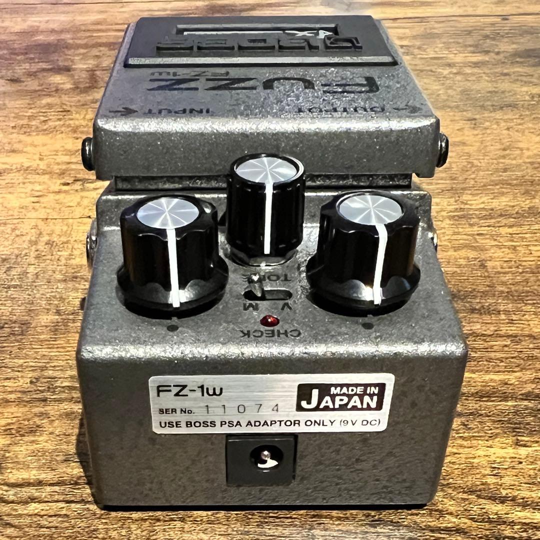BOSS FZ-1W Fuzz 技 WAZA CRAFT