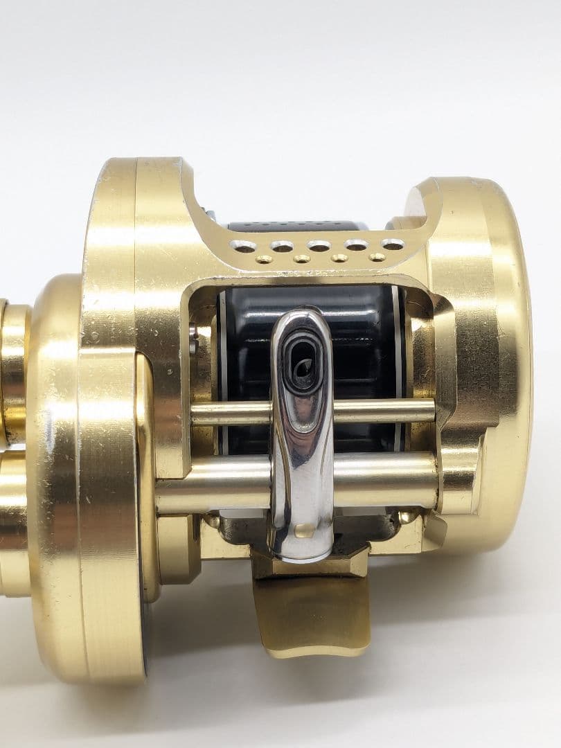 SHIMANO 14カルカッタコンクエスト 100 RIGHT 右巻き