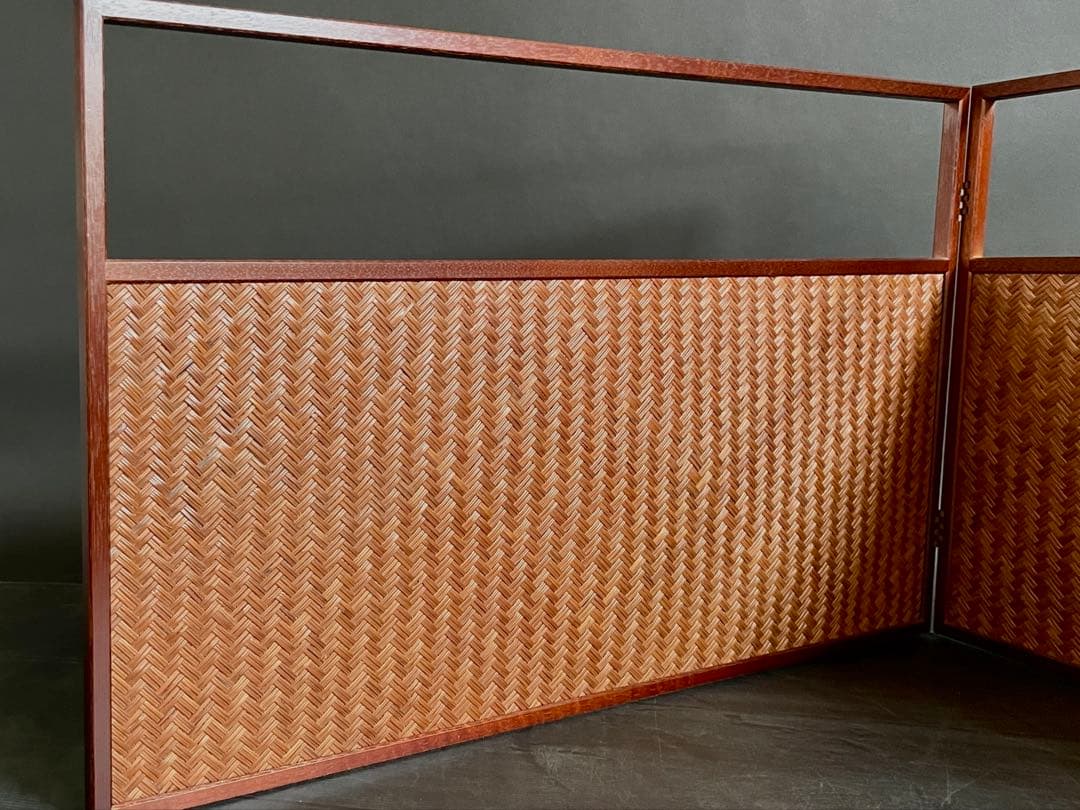 【美品】「母」 利休梅 網代 両面使い 上透かし 清満 風炉先屏風(121⑥)