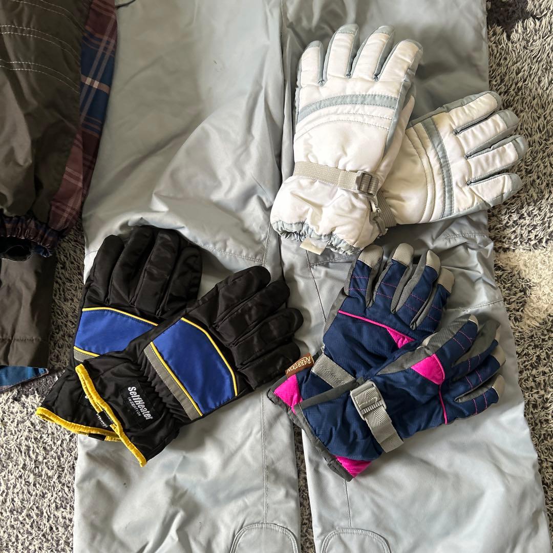冬　子ども用　スキー　スノーボードウェアセット　手袋　3つ　おまけ　グローブ