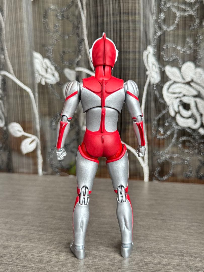S.H.Figuarts ウルトラマンパワード