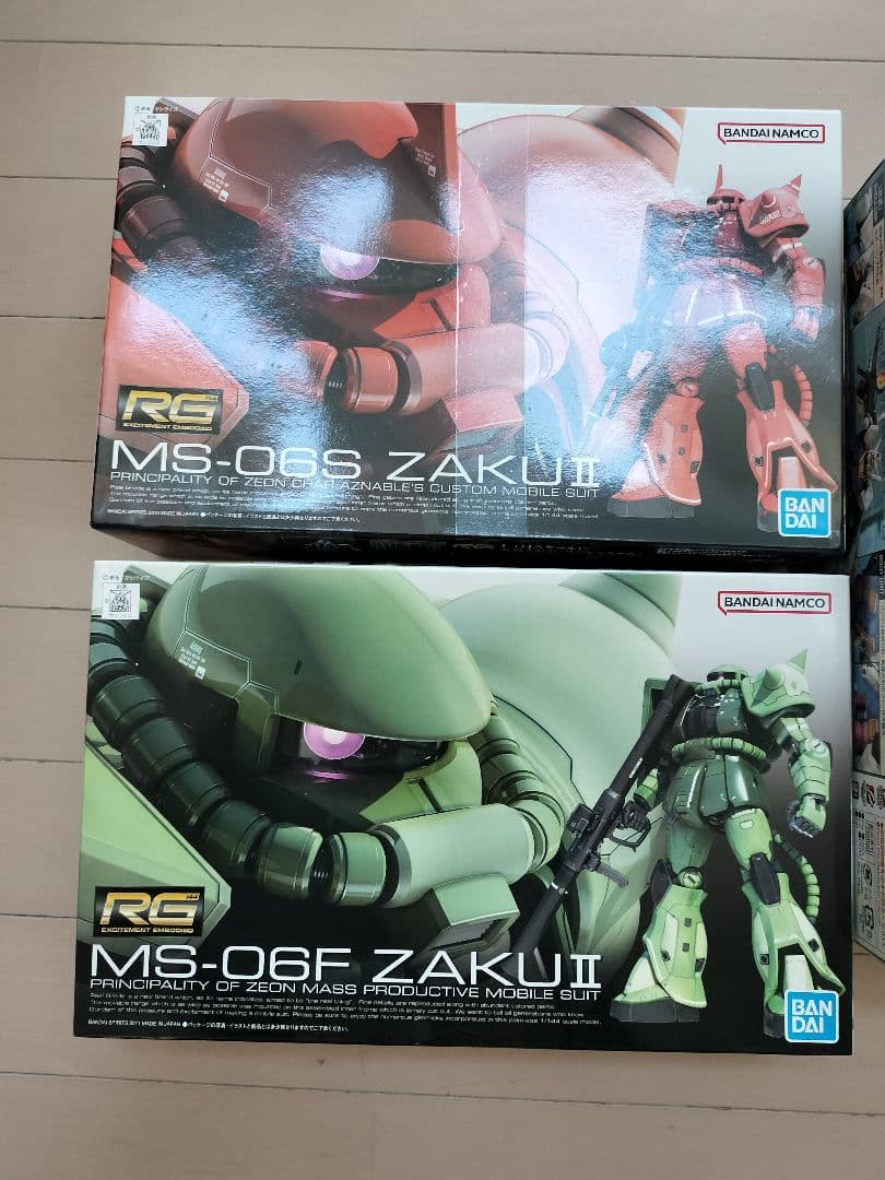 MGガンダムver.oneyear＋シャア専用ズゴック＋RGザクⅡ2種