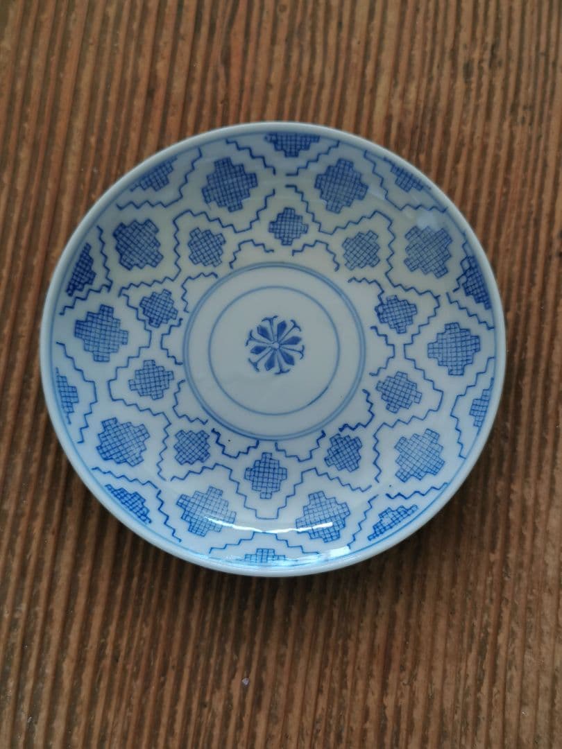 白磁青花 青絵 ダミエ線描 変わり市松花紋 汕頭レース風 ≒13㎝2枚組 骨董市