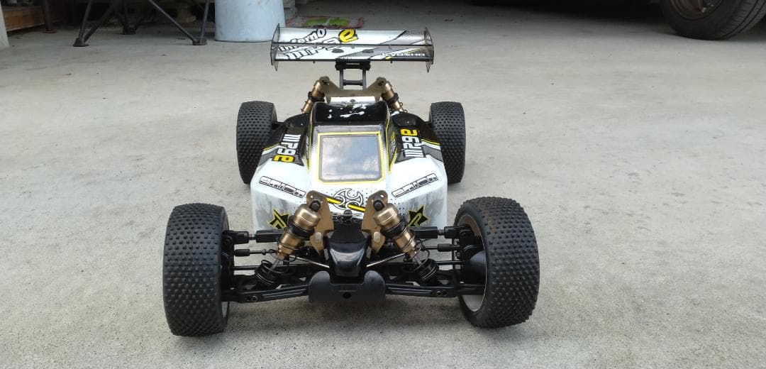 京商　KYOSHO インファーノ MP9e　電動ラジコンバギー