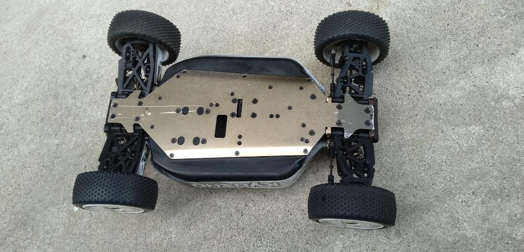 京商　KYOSHO インファーノ MP9e　電動ラジコンバギー