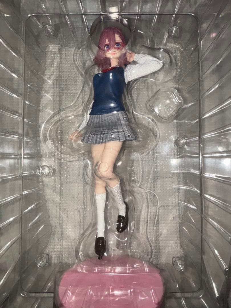 天野リリサ 「2.5次元の誘惑」 PVC製塗装済み完成品