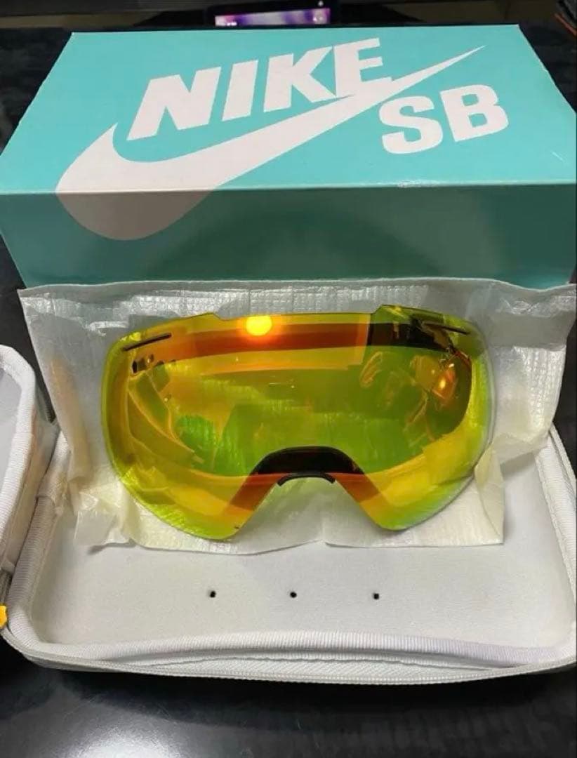 Nike SB ゴーグル ミラーゴールドレンズ