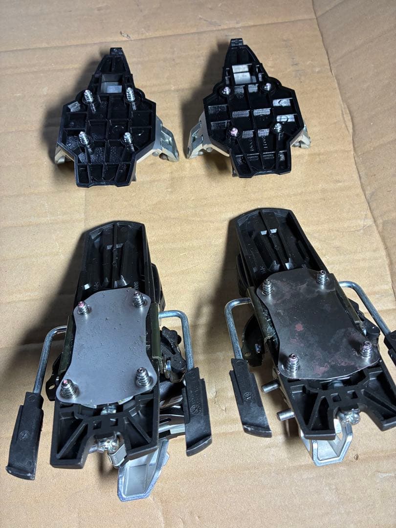 Dynafit Radical ST ペア（左右セット）の中古ビンディングです。