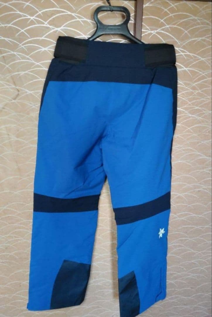 新品タグ付き G0LD WIN ゴールドウイン パンツ S-Mサイズ