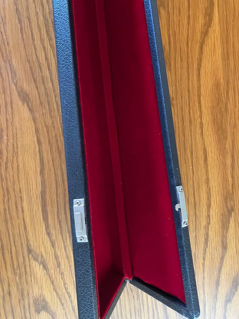 ゲーリーカーのサイン入りコントラバス弓ケース