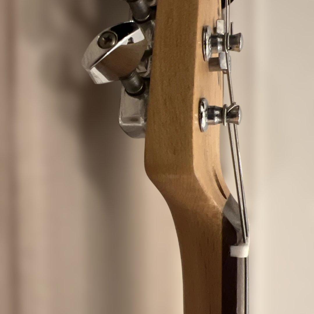 エレキギター　Squier