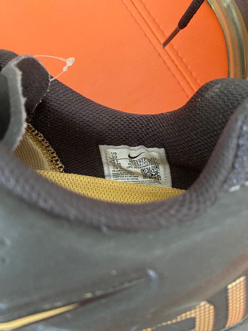 Nike Air Max ブラック/ゴールド(28cm)箱無し