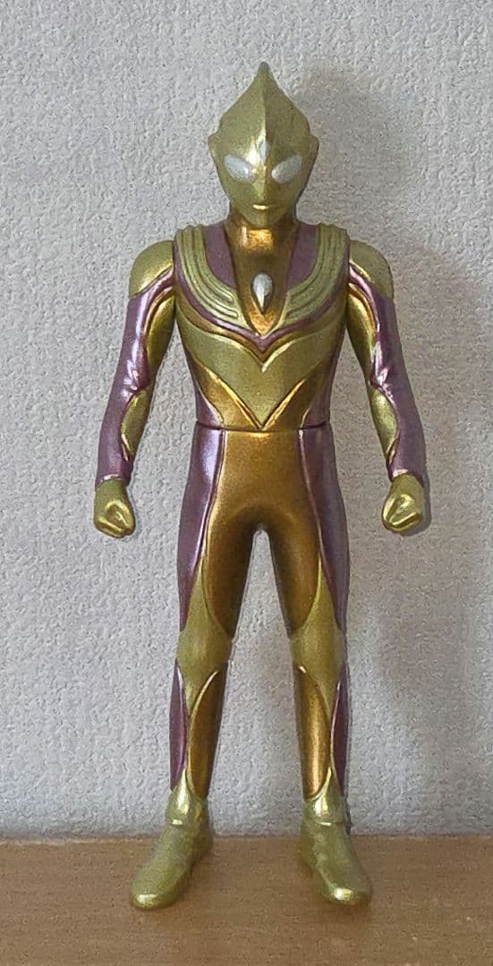 光の闇の最終決戦セット　ウルトラマンティガ(石化Ver)　グリッターティガ