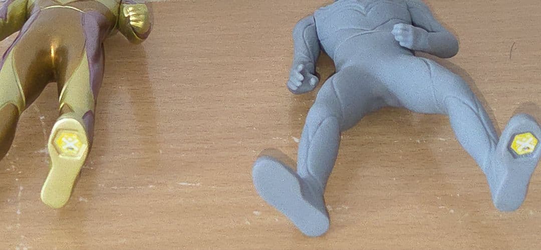 光の闇の最終決戦セット　ウルトラマンティガ(石化Ver)　グリッターティガ