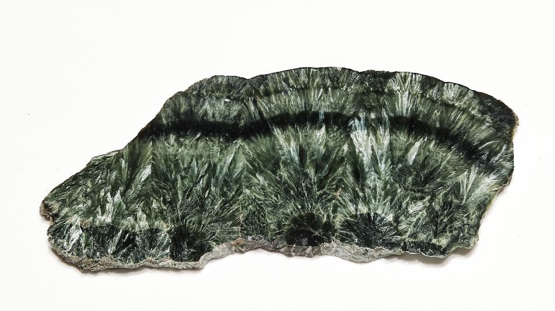 パワーストーン　天然石　セラフィナイト　斜緑泥石　プレート　225g　N.398