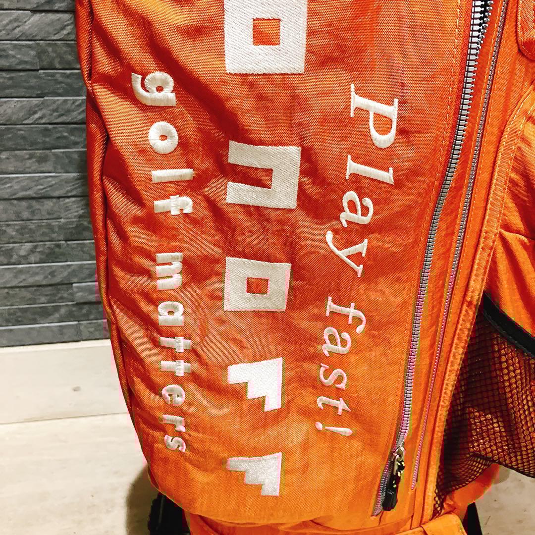 ONOFFキャディバッグ スタンド付き！