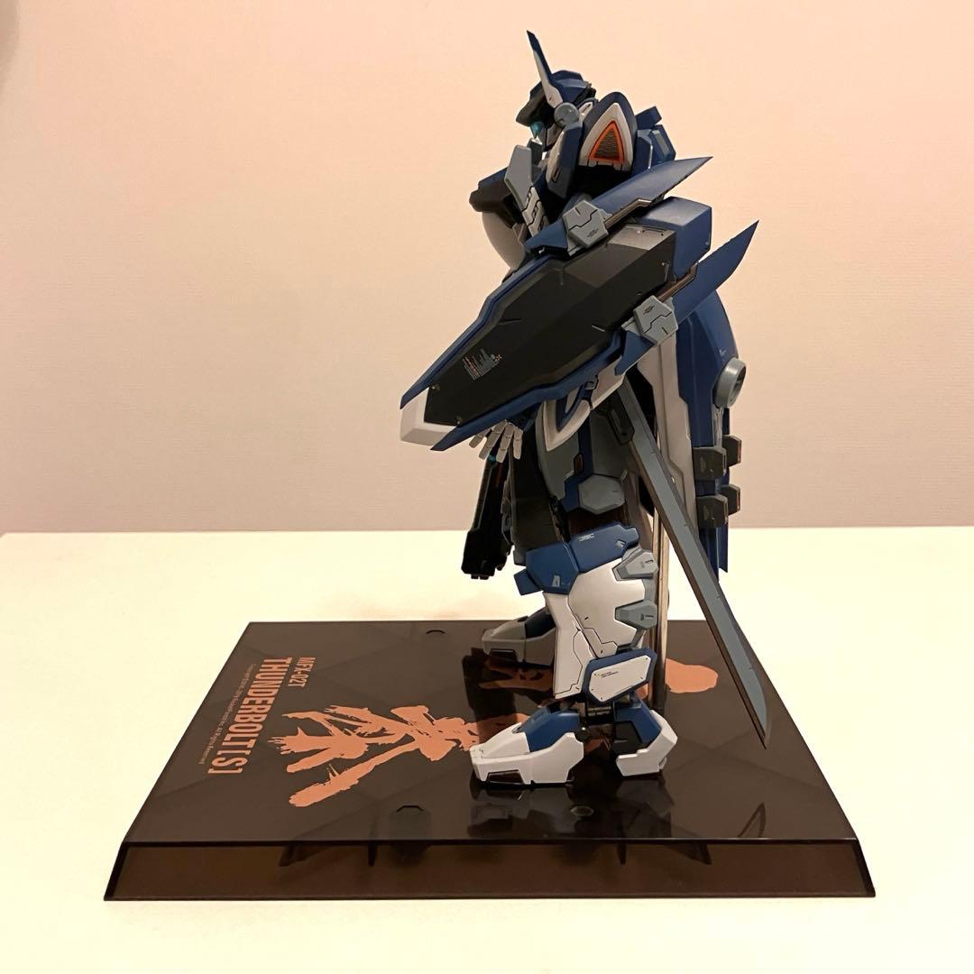 HARDCORE MECHA THUNDERBOLT [S] 合金可動フィギュア