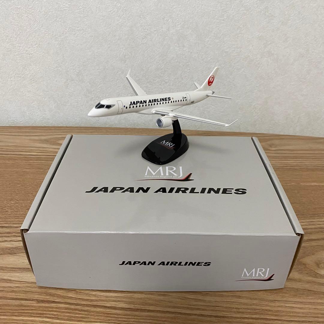 JAPAN AIRLINES MRJ モデル航空機 1/200 スタンド付き