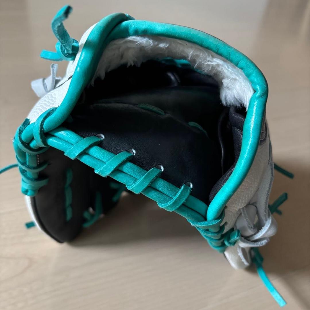 ウィルソンワナビーヒーローDUAL86限定グローブ軟式内野手用