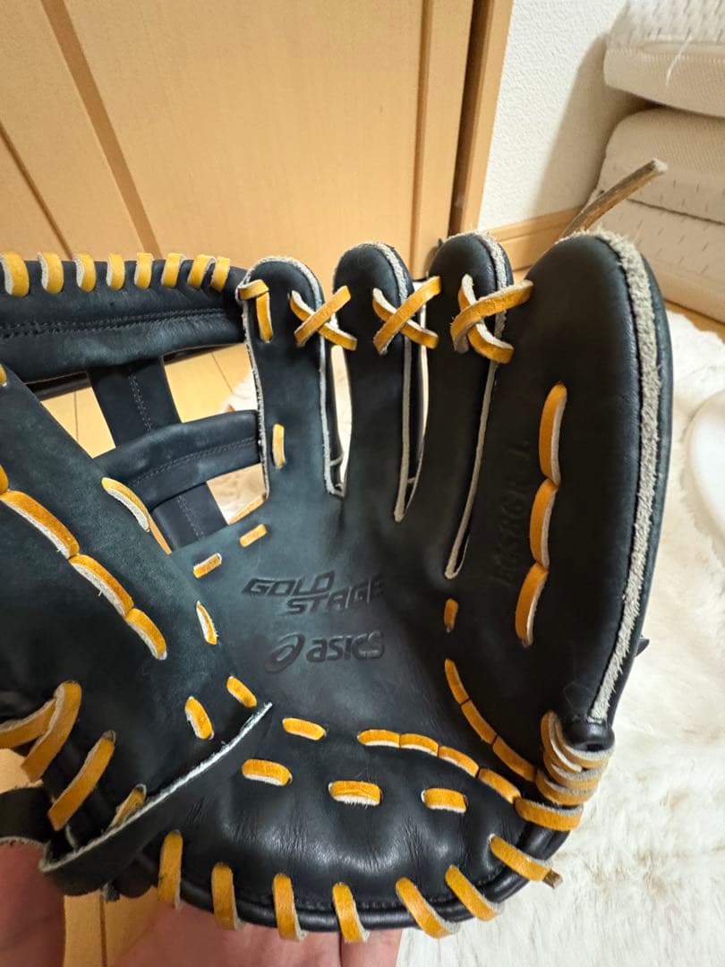 さいごうどんアシックスゴールドステージ内野用グローブ