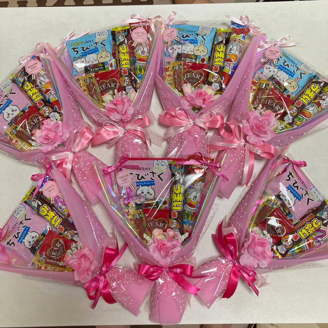♡ゆったん♡プロフ読んでください。 ⭐️お菓子ブーケ　プチブーケ⭐️計２５本