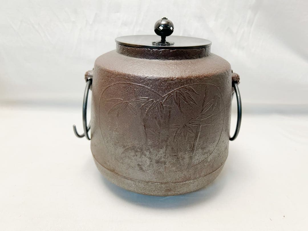 美品 茶道具 高橋敬典 間取松竹地紋 羽子板釜 野々田織部 風炉型電熱器 共箱