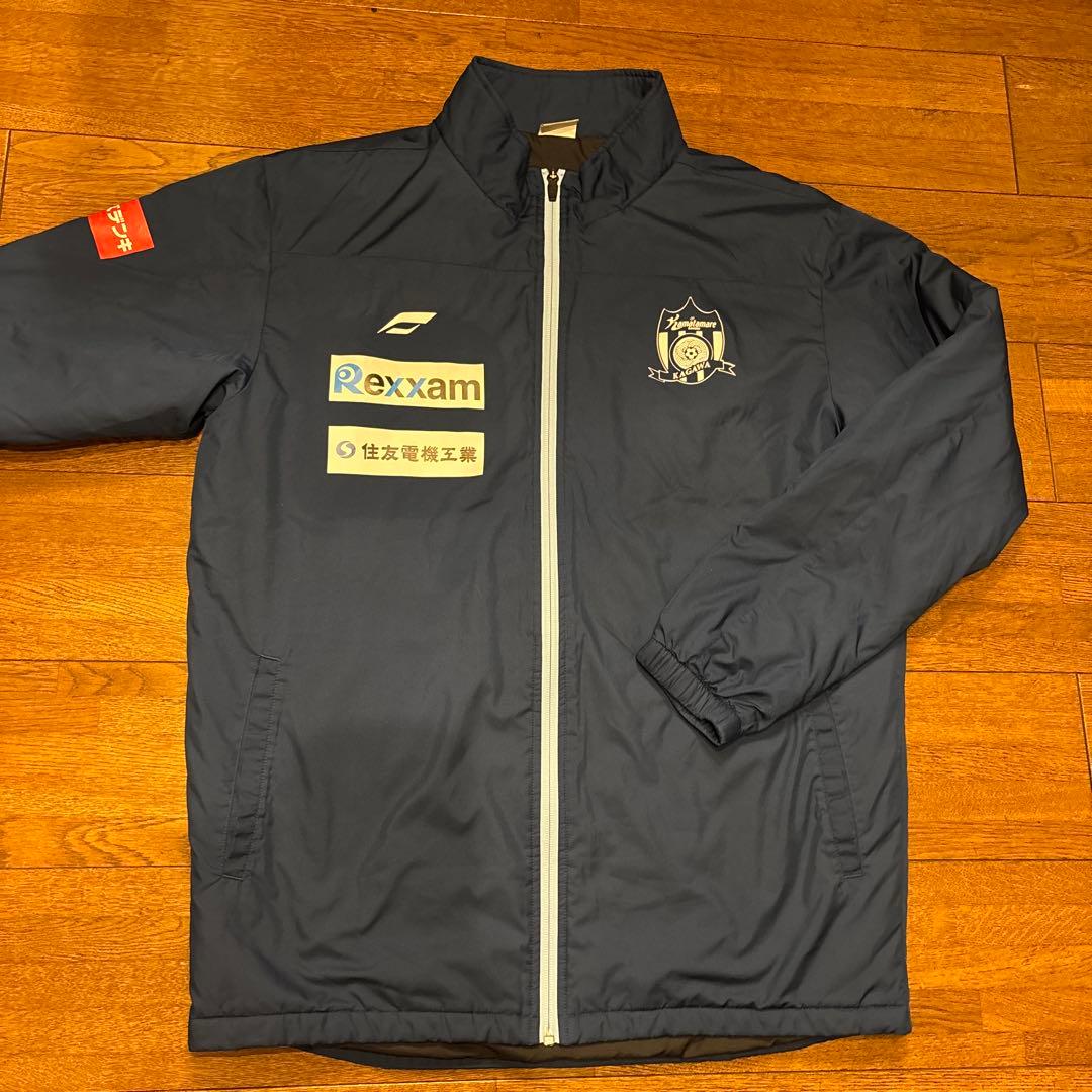 カマタマーレ讃岐　防寒ウォーマー