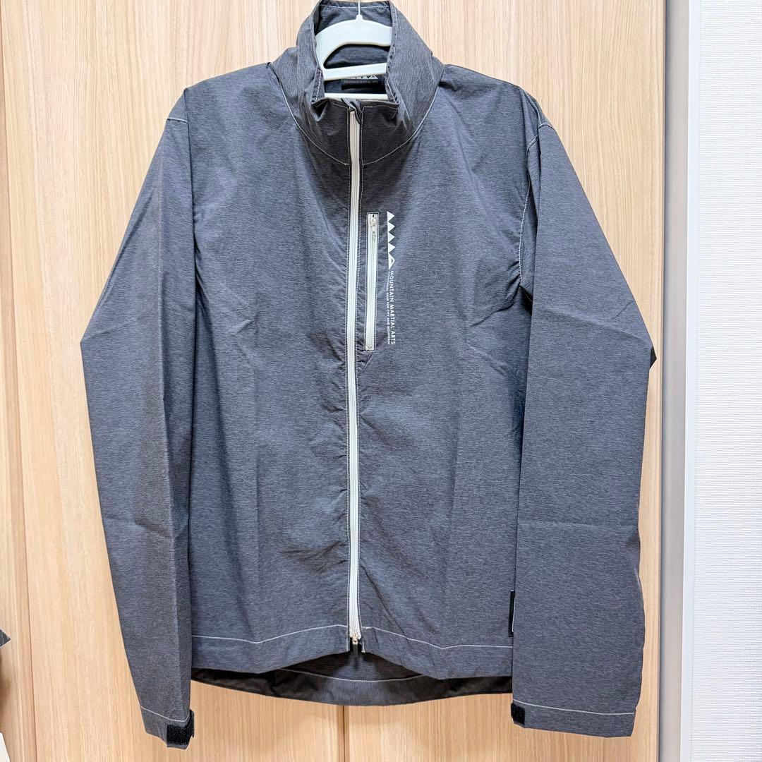 MMA PERTEX Packable Wind Shell チャコール　M
