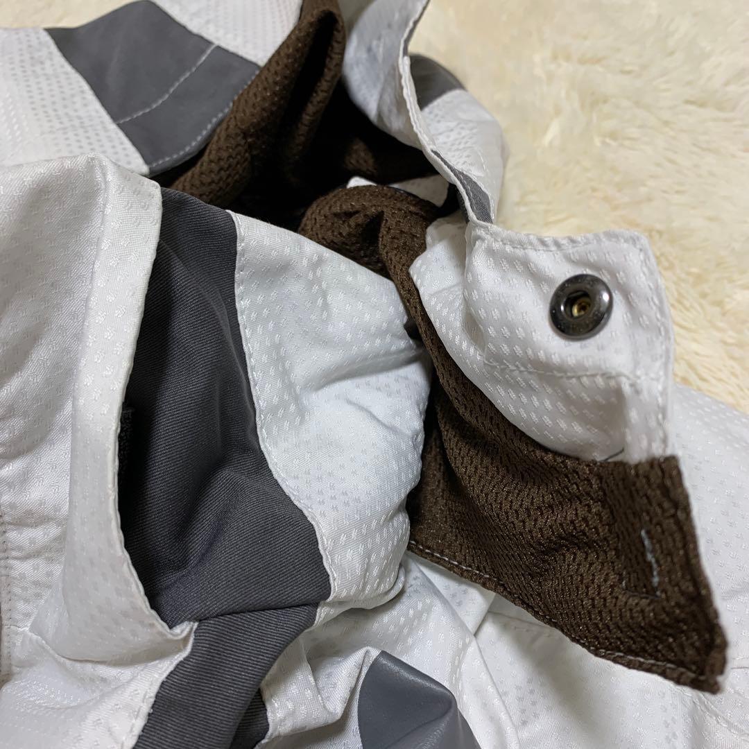 ゴールドウィン　スキー　スノボ　ウェア　ジャケット　Lサイズ　背中クッション入り