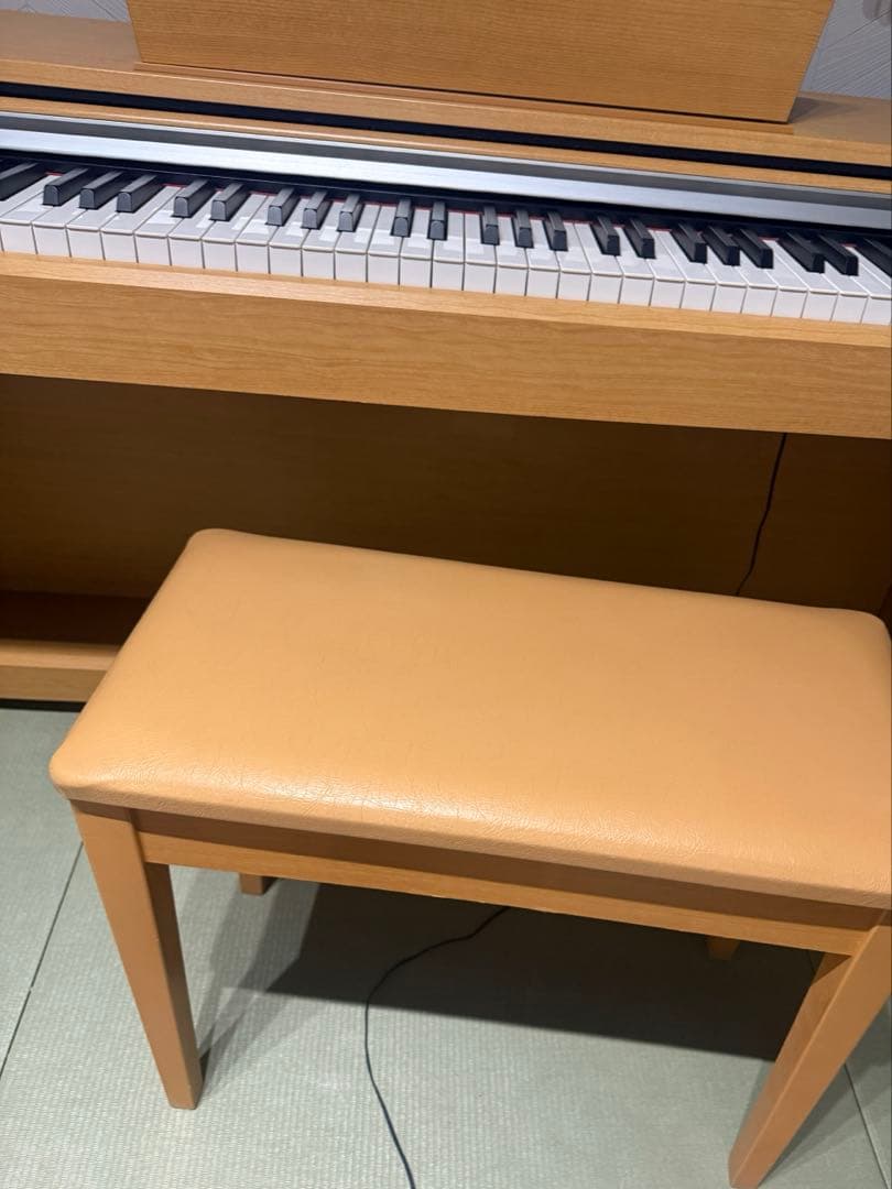 YAMAHA ARIUS ヤマハ　電子ピアノ YDP-140