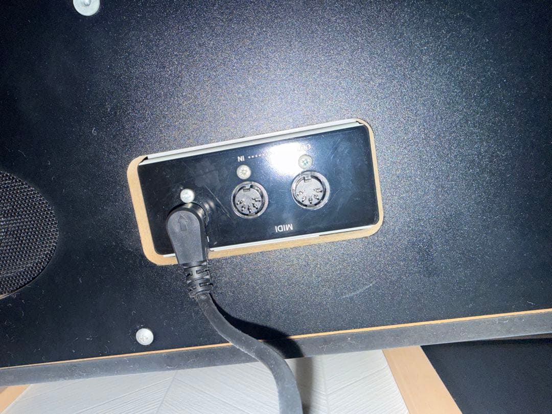 YAMAHA ARIUS ヤマハ　電子ピアノ YDP-140