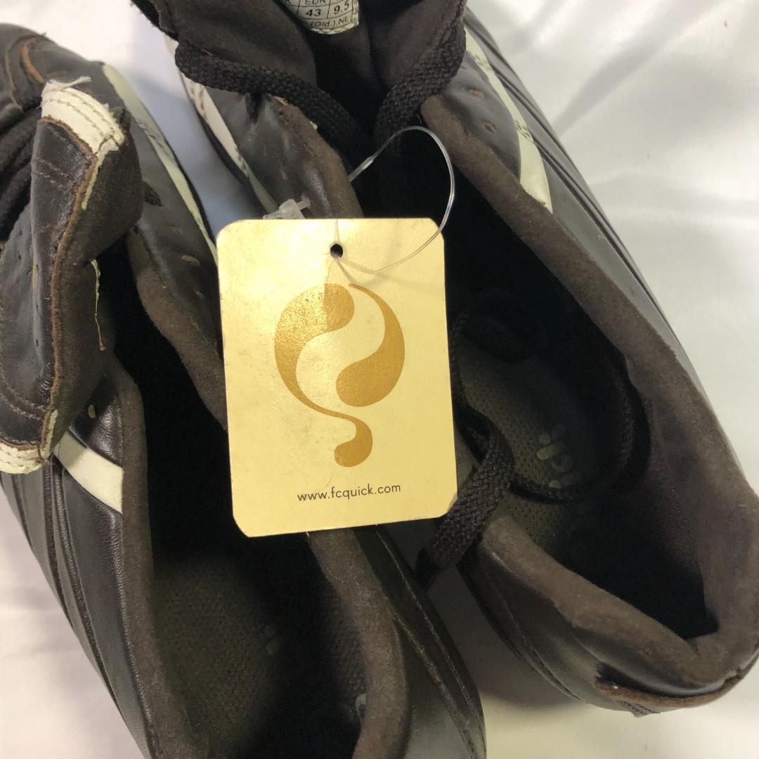 【匿名配送】希少保管品 ＱＵＩＣＫ クイック サッカーシューズ US9.5サイズ