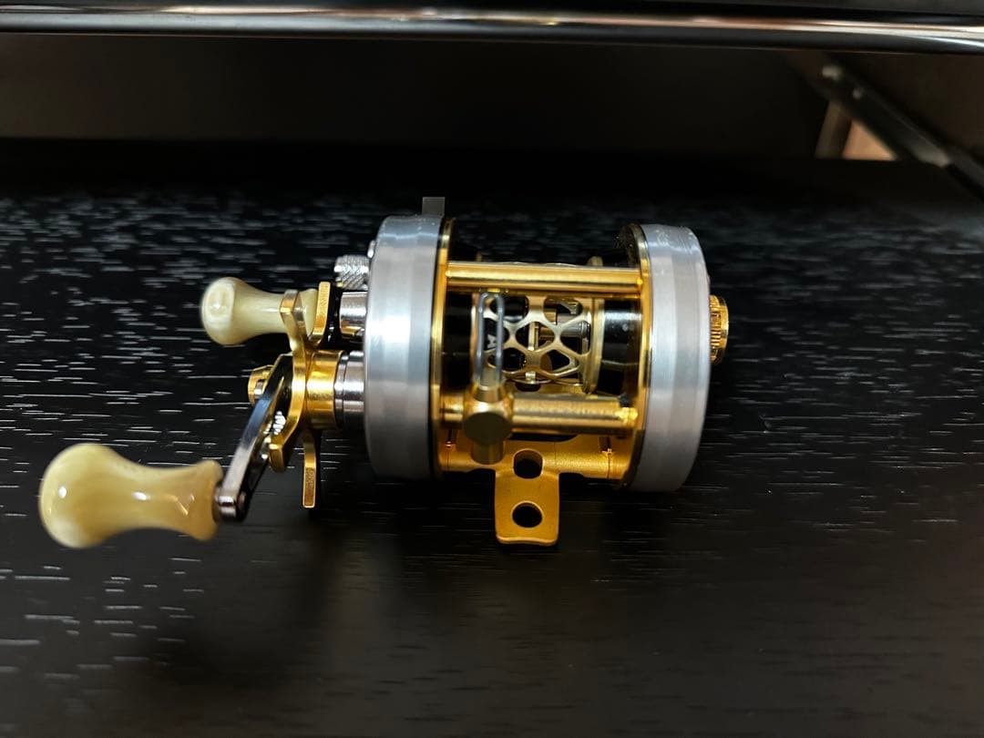 ABUアンバサダー2500c アベイル