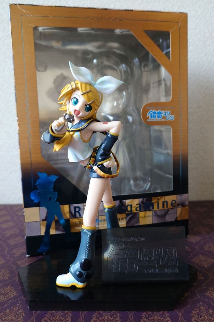 鏡音リン 1/8スケールフィギュア グッドスマイルカンパニー