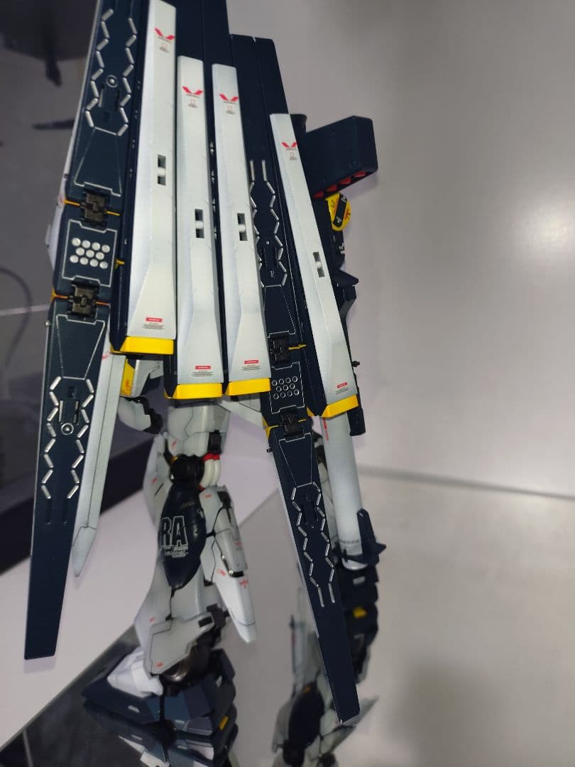 mg　νガンダム　ver.ka　ダブルフィンファンネル　塗装済み完成品