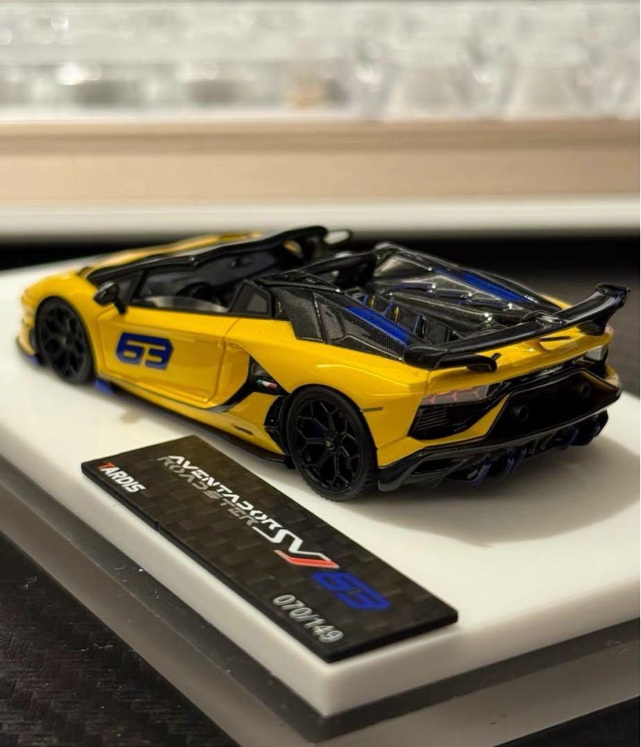 Tardis ランボルギーニ　アヴェンタドール　SVJ 63 ロードスター　黄