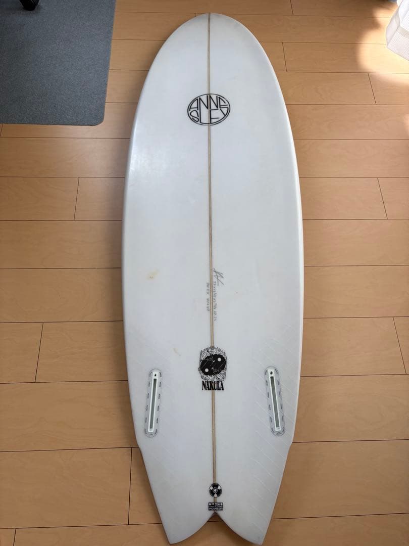 Annesley ツインフィンボード 5.7