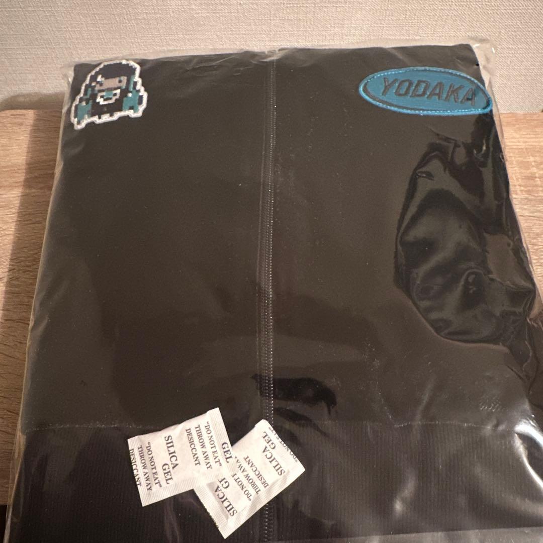 Ado よだか トラックジャケット 特大(M) 缶バッジ付