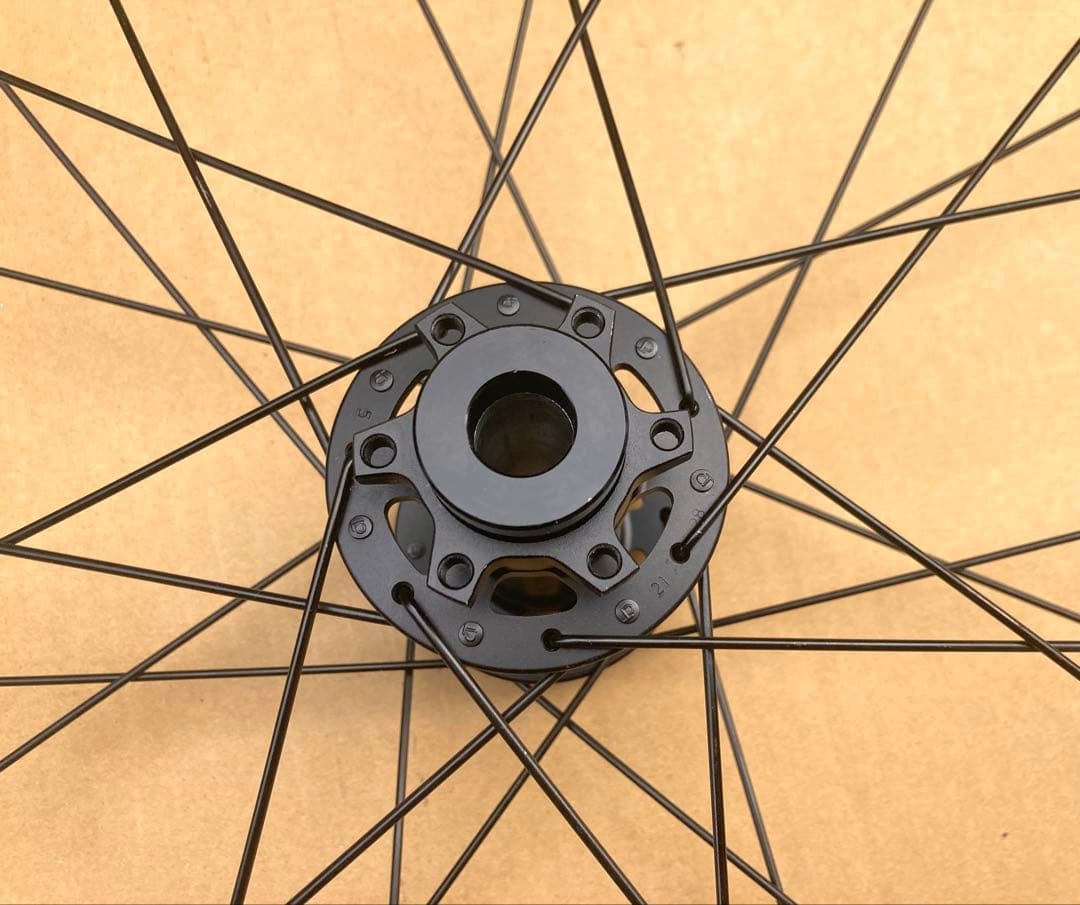 美品!!29 ブースト 15×110 12×148 /スペシャライズド