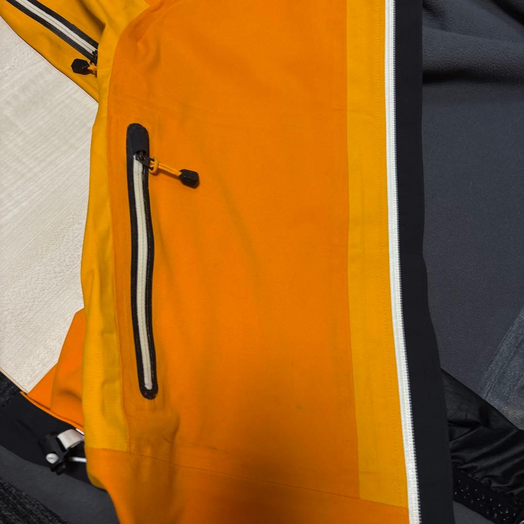 HAGLOFS ゴアテックス　スキー　スノーボードウェア